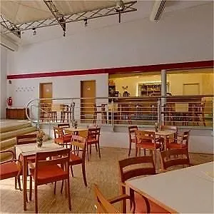Commundo Tagungshotel 3* Neuss