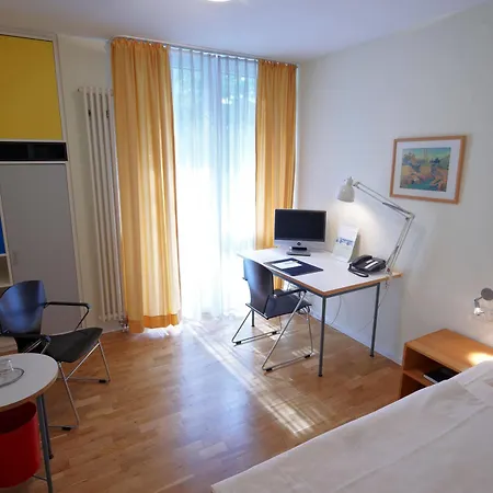 Hotel Commundo Tagungshotel 3*
